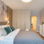 Old Town Riverside Deluxe