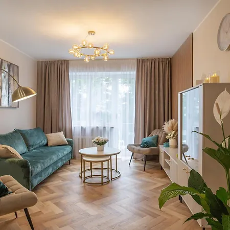 Old Town Riverside Deluxe