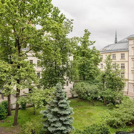 Old Town Riverside Deluxe * 리가