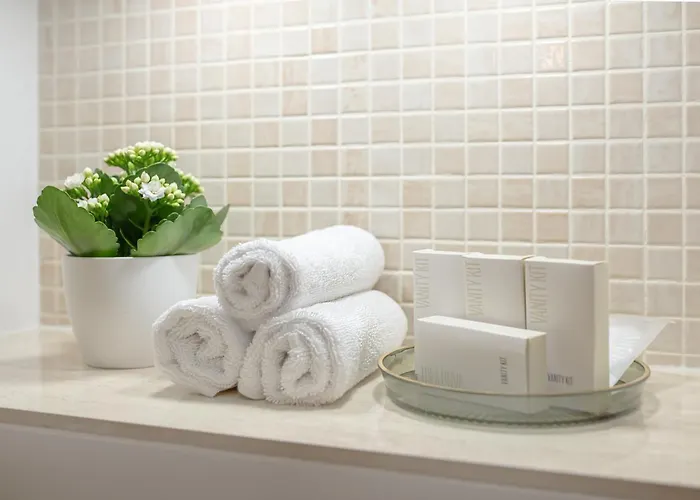 Old Town Riverside Deluxe Apartment *